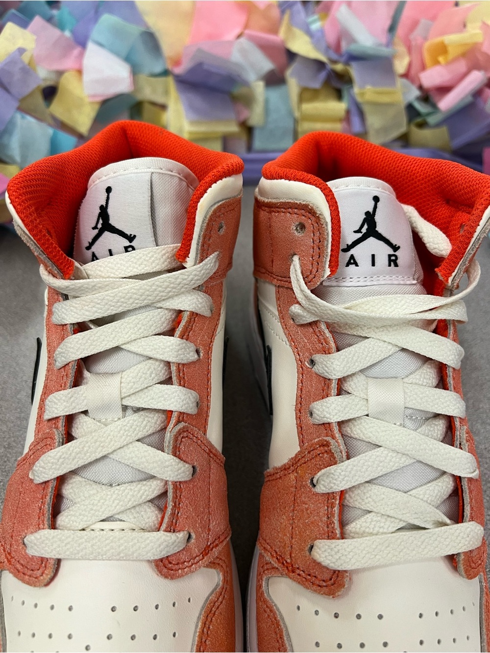 Air Jordan 1 Retro Grade School Youth 6 (W 7.5) in Coral Pink White Black - Picture 7 of 11